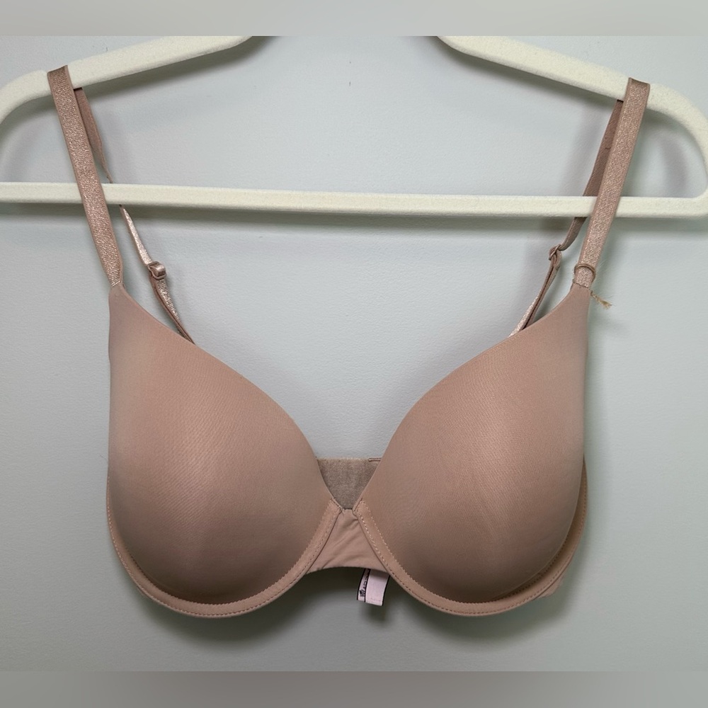 Victoria’s Secret Nude Demi Bra Smooth‎ Lightly Lined Underwire Tan Beige 32DDD